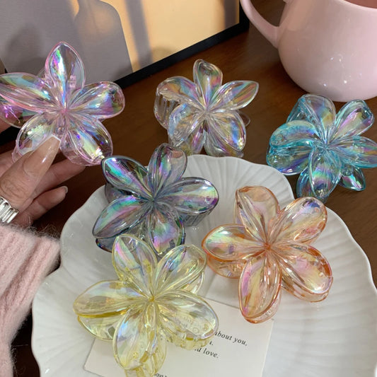 '' Nikki '' Gradient Large Flower Acrylic Hair Clip